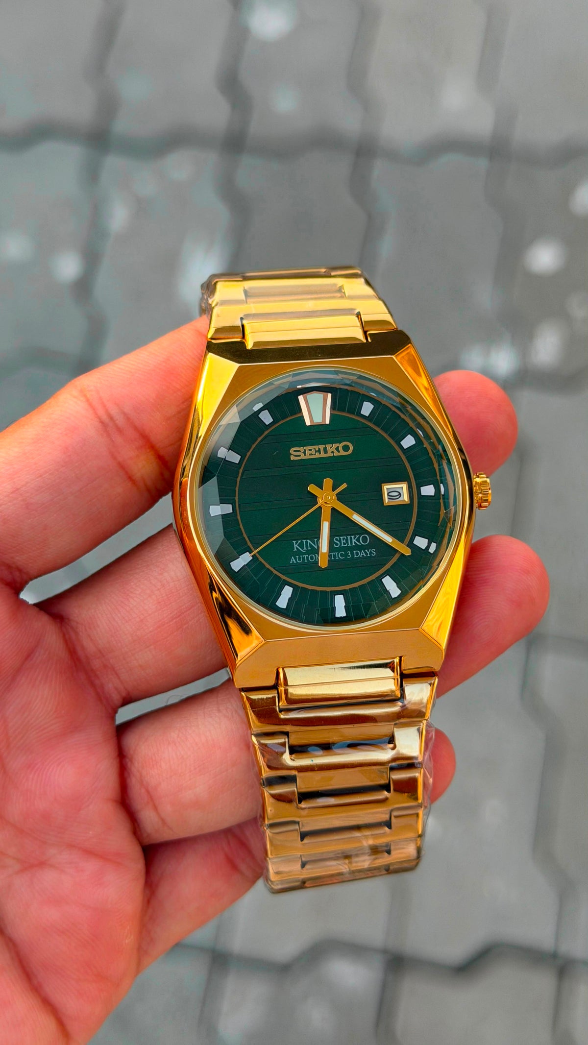 Seiko King Seiko Green Bezel Gold Bracelet Watch