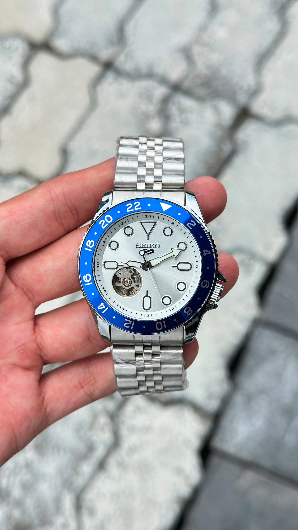 Seiko 5 Sports White Dial Blue & Dark Blue Bezel Silver Watch