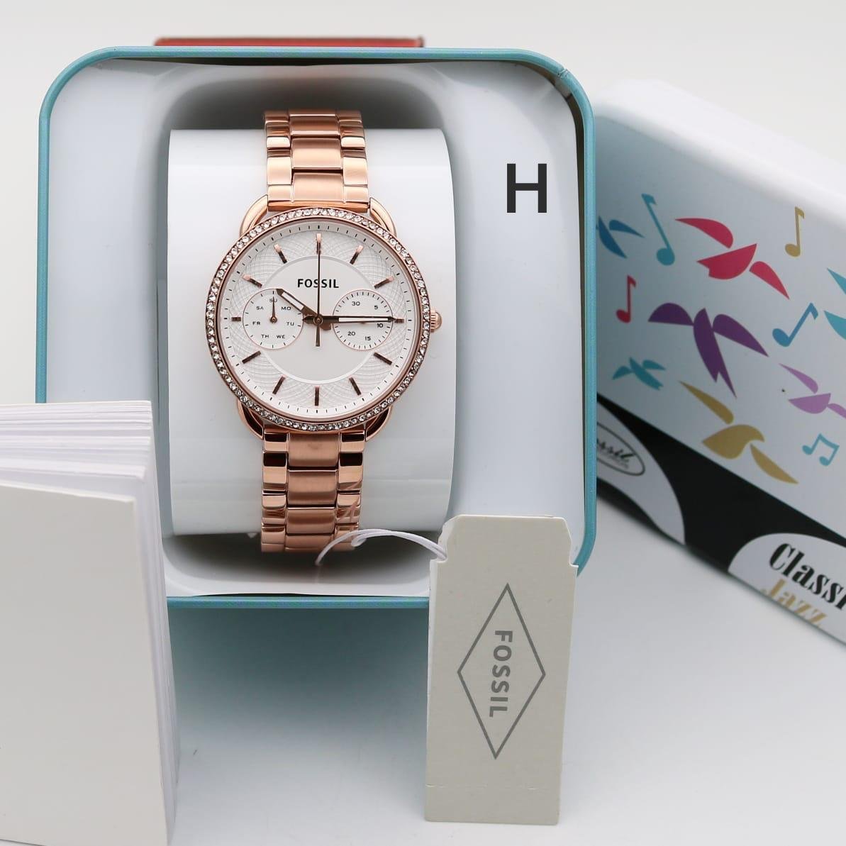 Exclusive Fossil White Dial New Metal Belt Women’s Watch