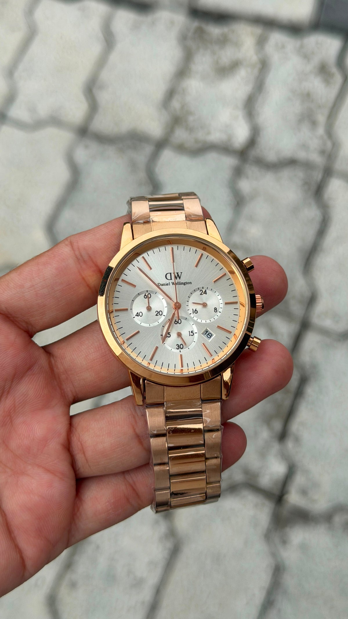 Daniel Wellington Chronograph Rose Gold-Tone White Dial Stainless Steel Watch